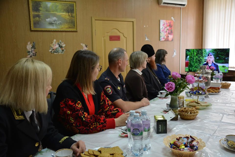 Центр временного содержания несовершеннолетних правонарушителей УМВД России по Тамбовской области в День защиты детей принимал гостей Центр временного содержания несовершеннолетних правонарушителей УМВД России по Тамбовской области в День защиты детей принимал гостей
