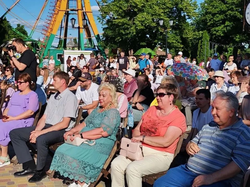 Максим Косенков: Международный день соседей отметили неделю назад, но у нас он продолжился сегодня Максим Косенков: Международный день соседей отметили неделю назад, но у нас он продолжился сегодня