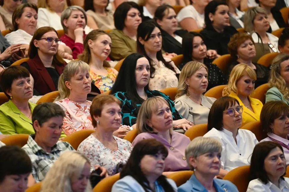 В правительстве Тамбовской области состоялось торжественное мероприятие, посвящённое Дню социального работника В правительстве Тамбовской области состоялось торжественное мероприятие, посвящённое Дню социального работника