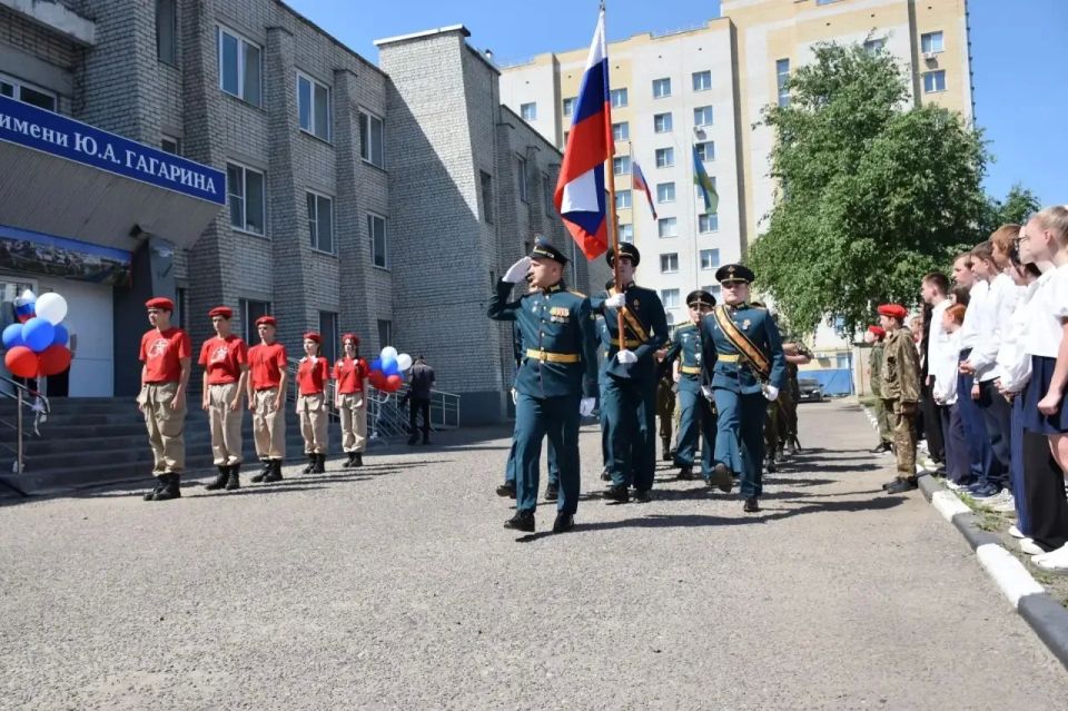 Максим Косенков: Сегодня в школе №5 Тамбова открыли мемориальную доску и Парту Героя ефрейтору Константину Ткачёву Максим Косенков: Сегодня в школе №5 Тамбова открыли мемориальную доску и Парту Героя ефрейтору Константину Ткачёву