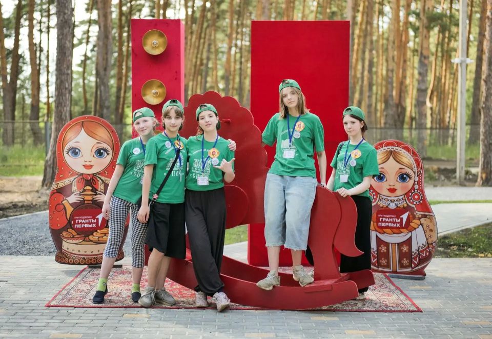 Сегодня в Центре творчества и оздоровления «Космос» прошел региональный конкурс-фестиваль детского творчества среди загородных лагерей Тамбовской области «Нити дружбы» Сегодня в Центре творчества и оздоровления «Космос» прошел региональный конкурс-фестиваль детского творчества среди загородных лагерей Тамбовской области «Нити дружбы»