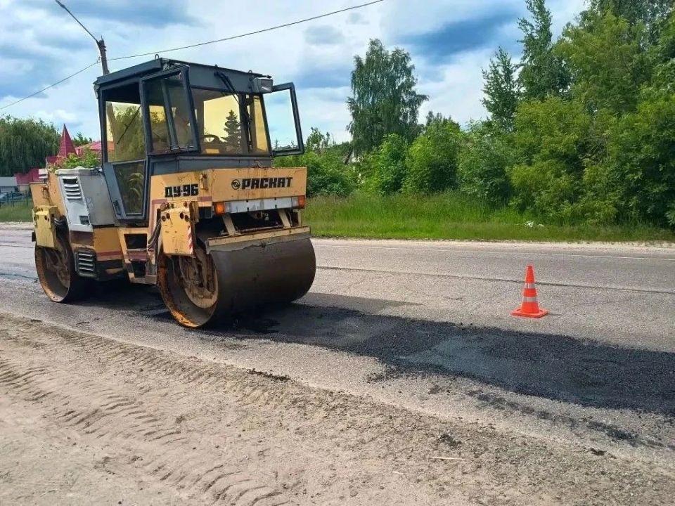 В Тамбове продолжается ямочный ремонт дорог В Тамбове продолжается ямочный ремонт дорог