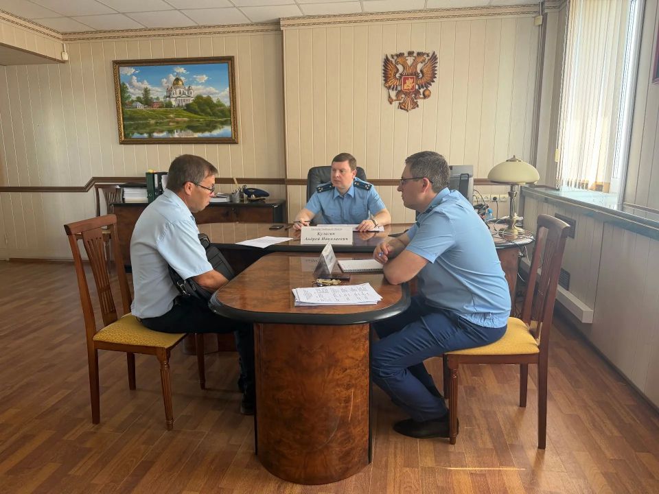 В рамках работы мобильной приемной прокурор Тамбовской области Андрей Кулагин провел выездные приемы граждан, проживающих в г. Моршанске, Бондарском и Пичаевском округах В рамках работы мобильной приемной прокурор Тамбовской области Андрей Кулагин провел выездные приемы граждан, проживающих в г. Моршанске, Бондарском и Пичаевском округах