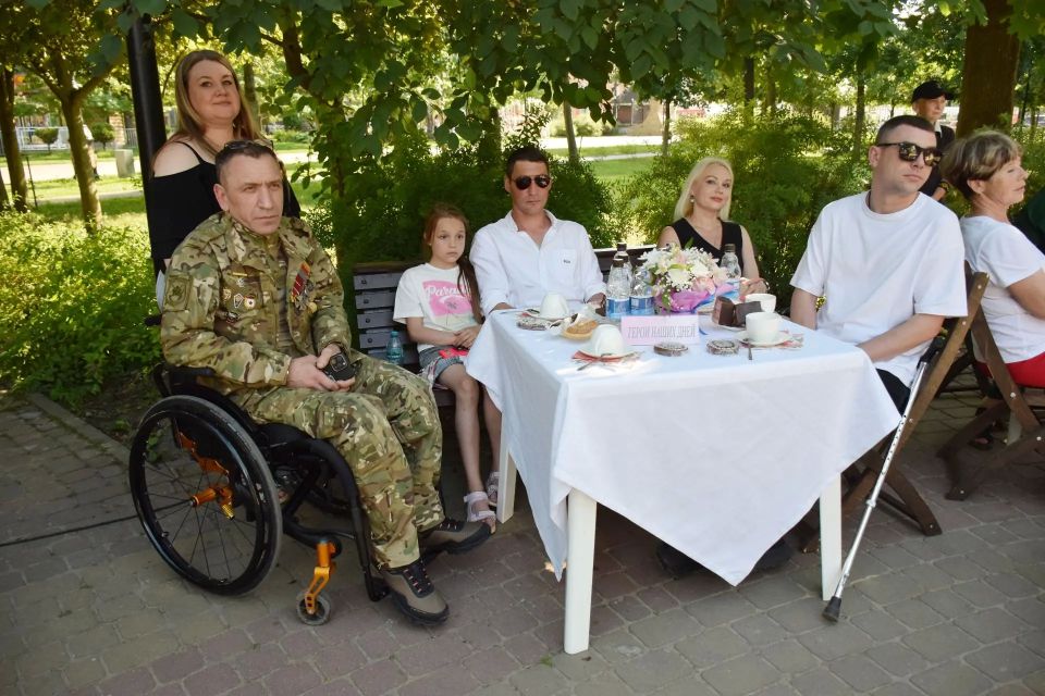 Праздничная ретро-программа «Встреча поколений» прошла в Тамбове Праздничная ретро-программа «Встреча поколений» прошла в Тамбове