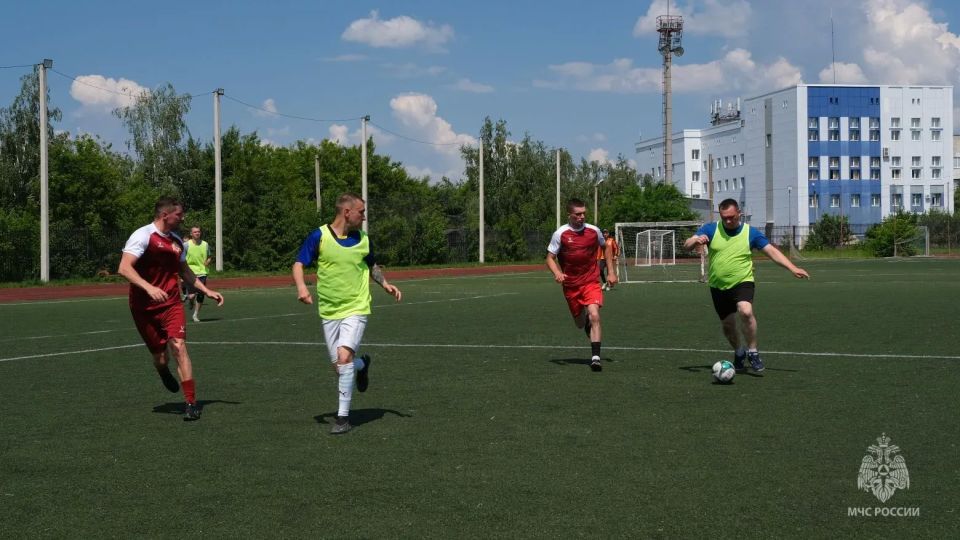 В Тaмбове прошли соревнования по мини-футболу на первенство «Динамо» среди силовых структур региона В Тaмбове прошли соревнования по мини-футболу на первенство «Динамо» среди силовых структур региона