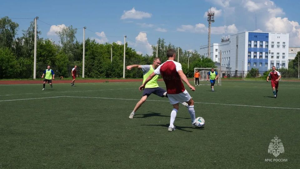 В Тaмбове прошли соревнования по мини-футболу на первенство «Динамо» среди силовых структур региона В Тaмбове прошли соревнования по мини-футболу на первенство «Динамо» среди силовых структур региона
