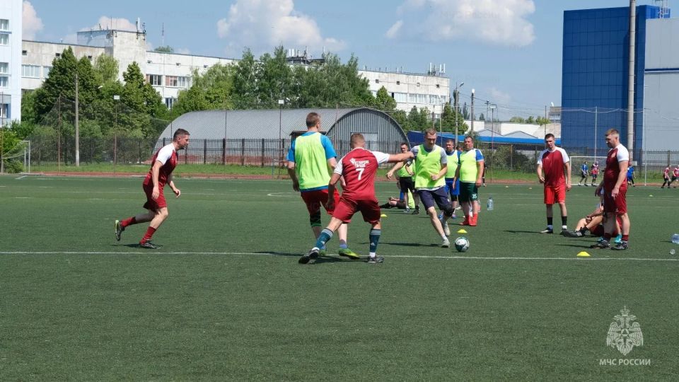 В Тaмбове прошли соревнования по мини-футболу на первенство «Динамо» среди силовых структур региона В Тaмбове прошли соревнования по мини-футболу на первенство «Динамо» среди силовых структур региона