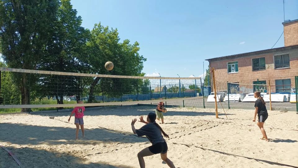 В Уварове прошли соревнования, приуроченные ко Дню России В Уварове прошли соревнования, приуроченные ко Дню России