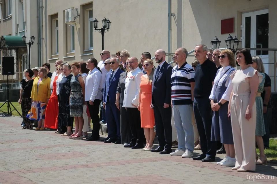 Директор Тамбовского колледжа искусств стал почётным гражданином города Директор Тамбовского колледжа искусств стал почётным гражданином города
