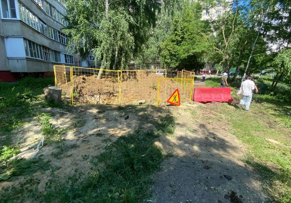 На Мичуринской устранили повреждение водовода