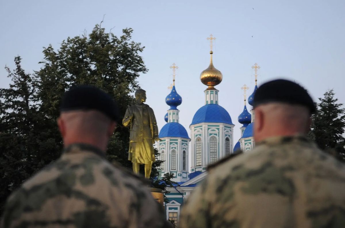 В Тамбове зажгли «Огненную картину войны» В Тамбове зажгли «Огненную картину войны»