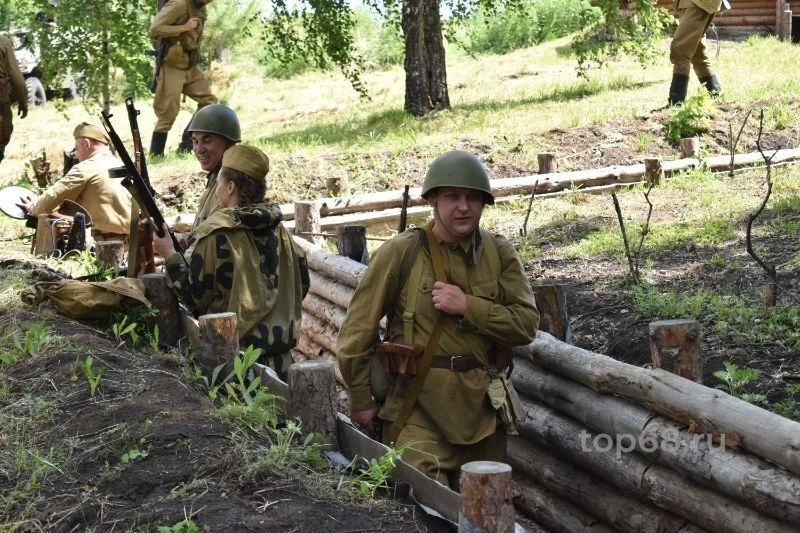 В Тамбовском округе прошёл фестиваль-реконструкция «На безымянной высоте» В Тамбовском округе прошёл фестиваль-реконструкция «На безымянной высоте»