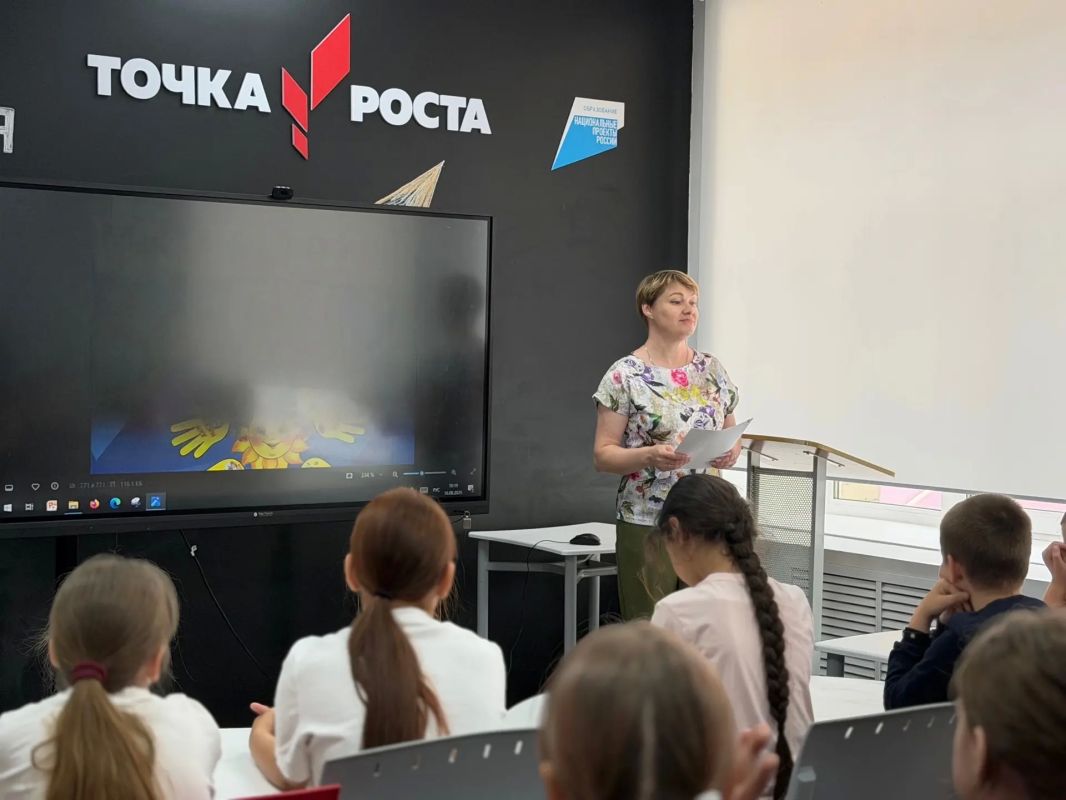 Безопасные каникулы: сотрудники полиции в гостях в лагере «Краски детства» МБОУ Сосновской СОШ №2 им. И. Ю. Уланова