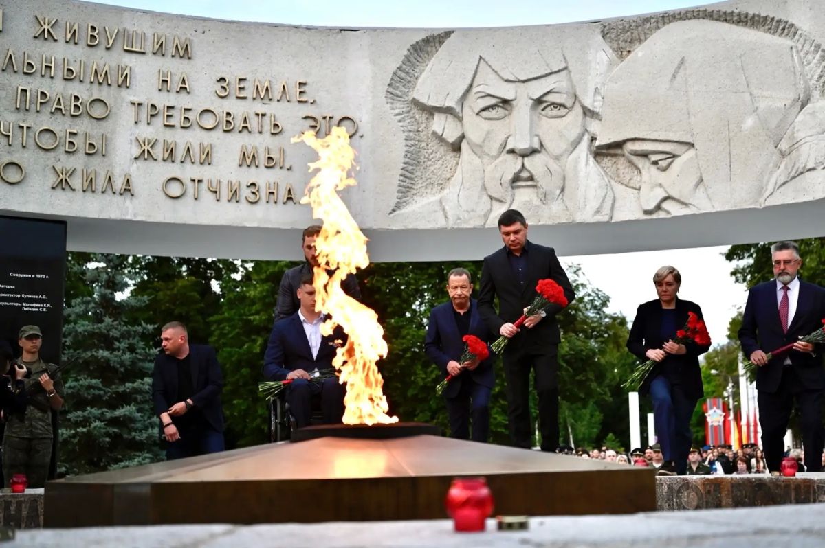 22 июня Тамбовская область присоединилась к акции «Свеча памяти» 22 июня Тамбовская область присоединилась к акции «Свеча памяти»