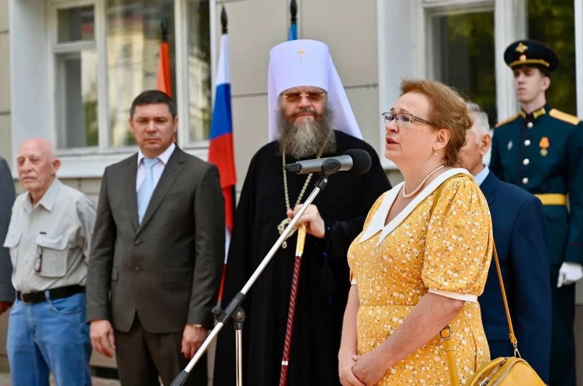 В Тамбове на фасаде доме №8 по улице Степана Разина появилась мемориальная доска памяти Александра Ивановича Рябова В Тамбове на фасаде доме №8 по улице Степана Разина появилась мемориальная доска памяти Александра Ивановича Рябова