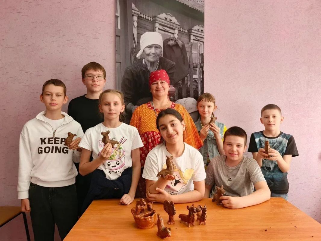 Хранители традиций: в Тамбове развивают гончарный промысел в рамках нацпроекта «Семья» Хранители традиций: в Тамбове развивают гончарный промысел в рамках нацпроекта «Семья»