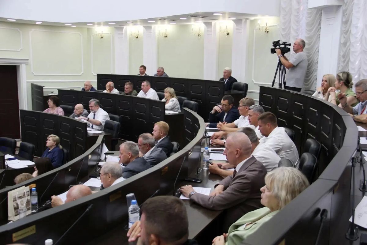Под председательством Евгения Матушкина прошло заседание Тамбовской областной Думы Под председательством Евгения Матушкина прошло заседание Тамбовской областной Думы
