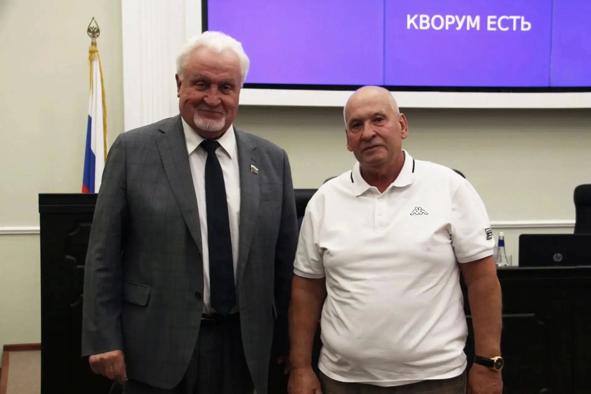 Под председательством Евгения Матушкина прошло заседание Тамбовской областной Думы Под председательством Евгения Матушкина прошло заседание Тамбовской областной Думы
