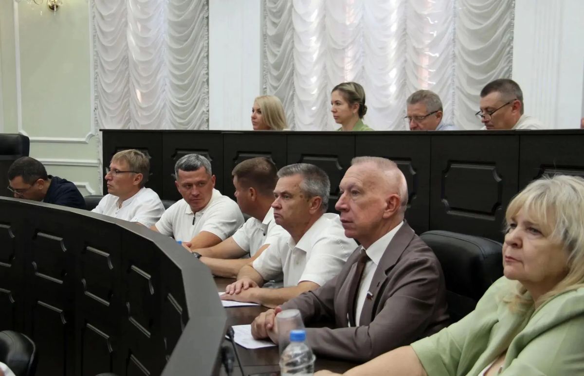 Под председательством Евгения Матушкина прошло заседание Тамбовской областной Думы Под председательством Евгения Матушкина прошло заседание Тамбовской областной Думы