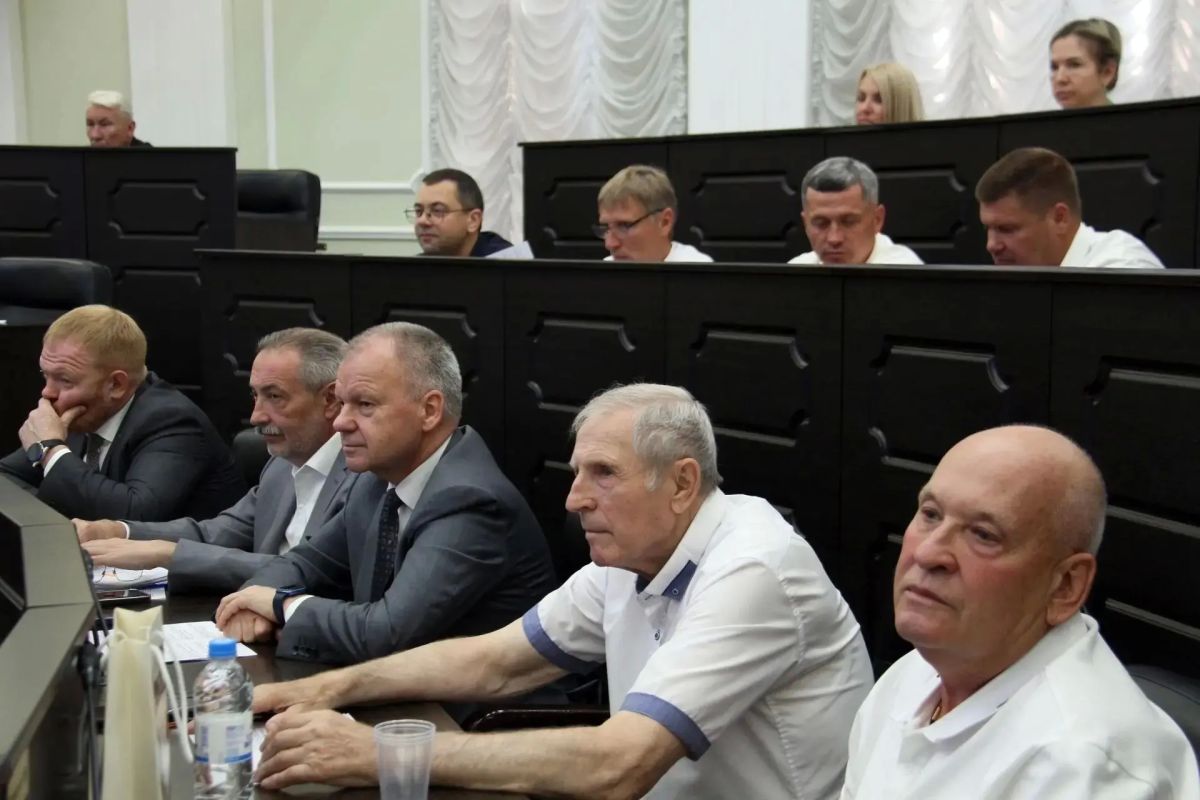 Под председательством Евгения Матушкина прошло заседание Тамбовской областной Думы Под председательством Евгения Матушкина прошло заседание Тамбовской областной Думы
