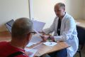 В Тамбовской областной клинической больнице провели приём врачи НМИЦ хирургии им. А.В. Вишневского. Приезд столичных медиков организован благодаря нацпроекту «Продолжительная и активная жизнь», цель которого повышение...