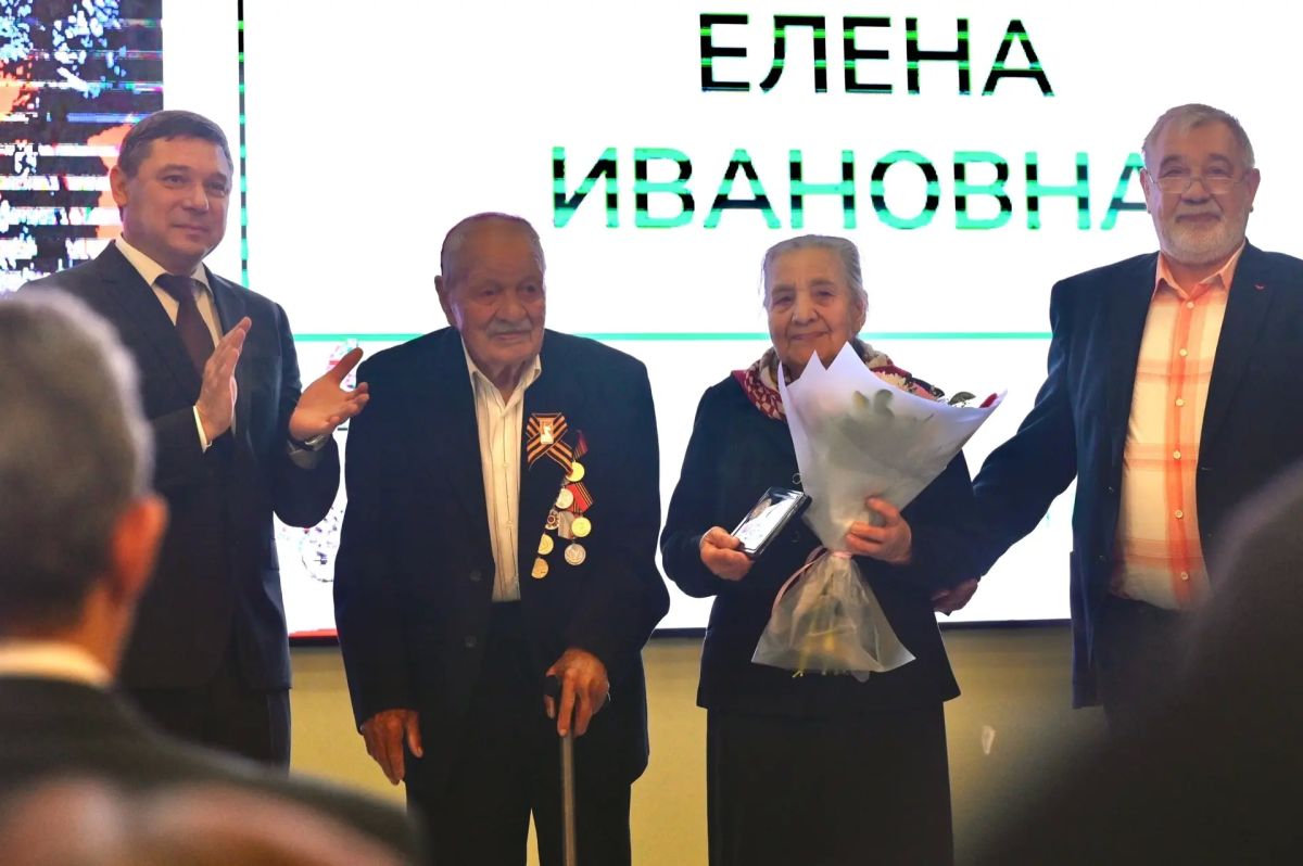 Евгений Первышов: Поздравляю всех жителей Тамбовской области с Днём семьи, любви и верности! Евгений Первышов: Поздравляю всех жителей Тамбовской области с Днём семьи, любви и верности!