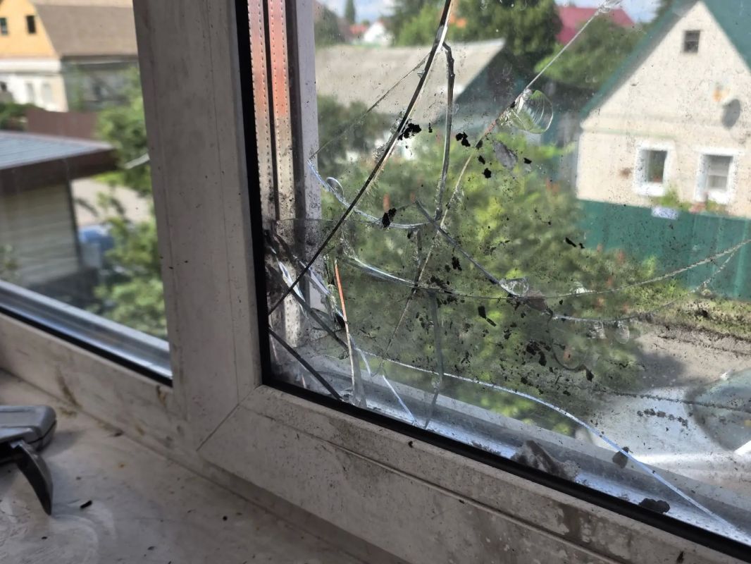 Глава Мичуринска посетил дома, пострадавшие от атаки БПЛА в феврале Глава Мичуринска посетил дома, пострадавшие от атаки БПЛА в феврале