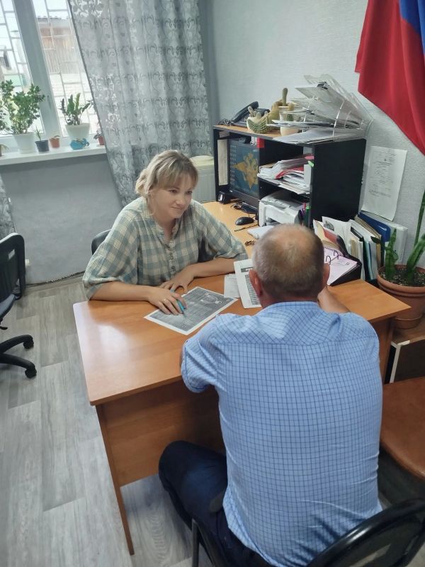 В рамках Всероссийской недели правовой помощи по вопросам защиты интересов семьи, приуроченной ко Дню памяти святых Петра и Февронии Муромских, в ОМВД России «Инжавинский» организована встреча с участниками СВО и членам их... В рамках Всероссийской недели правовой помощи по вопросам защиты интересов семьи, приуроченной ко Дню памяти святых Петра и Февронии Муромских, в ОМВД России «Инжавинский» организована встреча с участниками СВО и членам их...