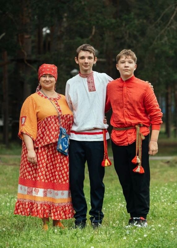 Тамбовские школьники привезли золото с фестиваля «Наследники традиций» Тамбовские школьники привезли золото с фестиваля «Наследники традиций»