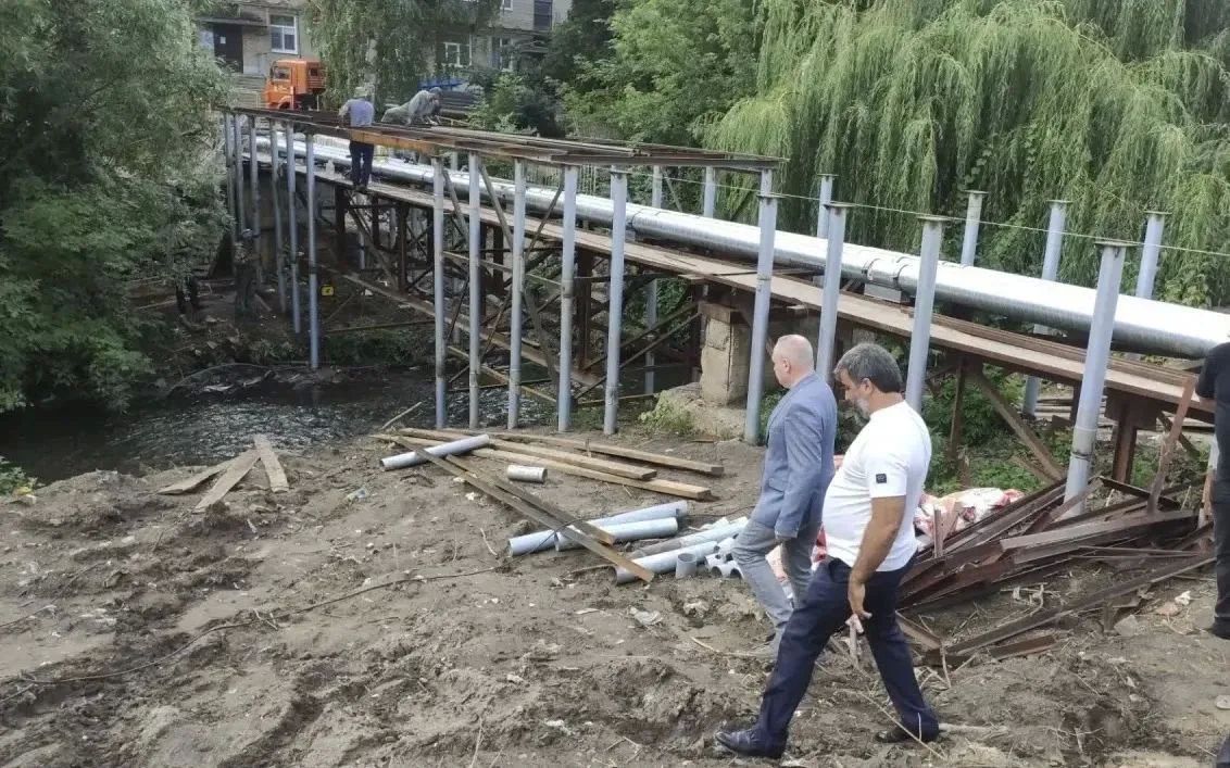 В Тамбове подрядчик приступил к строительству пешеходного моста на Студенце В Тамбове подрядчик приступил к строительству пешеходного моста на Студенце