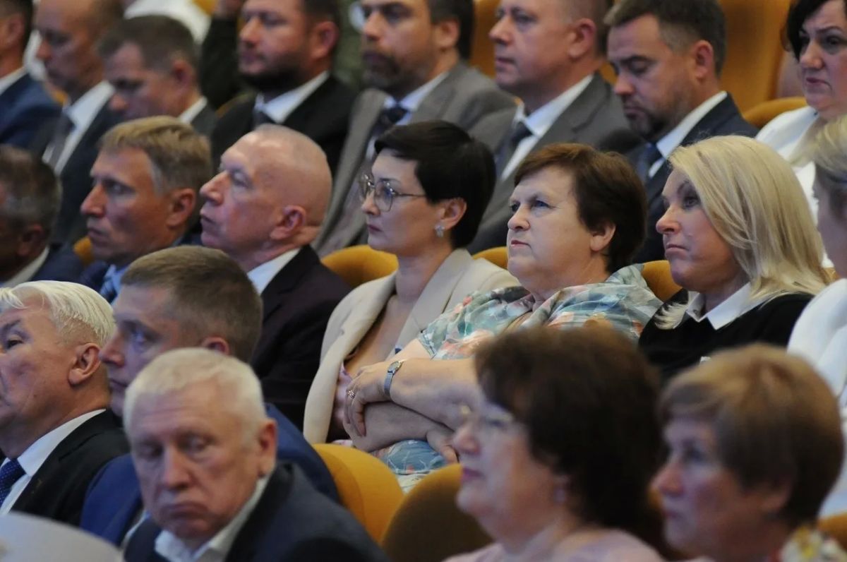 Под председательством Евгения Матушкина состоялось расширенное заседание Тамбовской областной Думы Под председательством Евгения Матушкина состоялось расширенное заседание Тамбовской областной Думы
