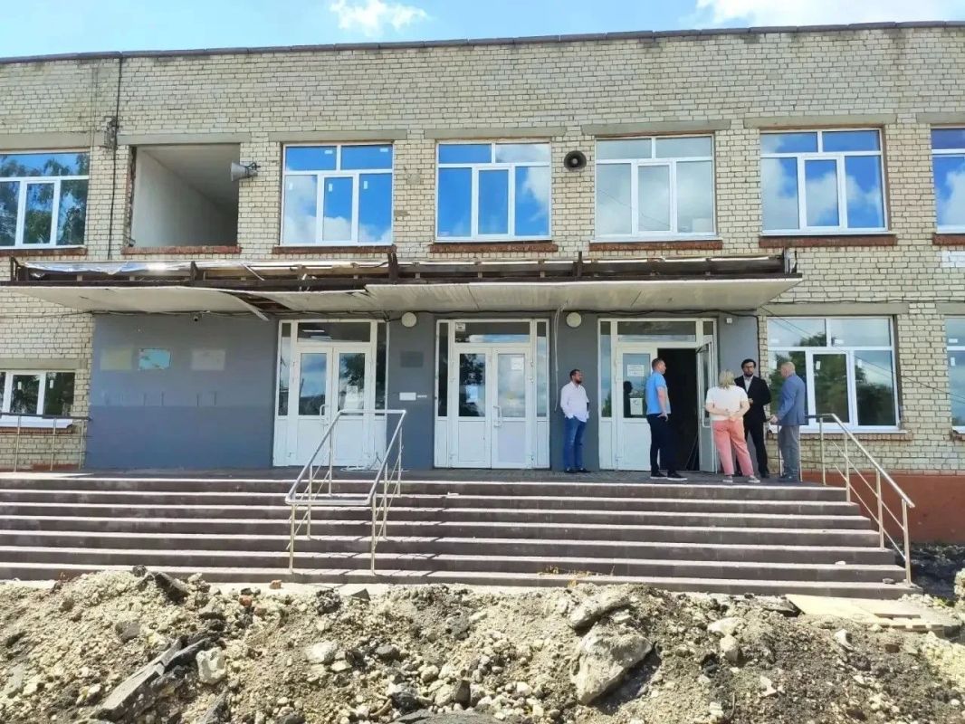 Капремонт Центра образования № 13 в Тамбове наполовину завершён Капремонт Центра образования № 13 в Тамбове наполовину завершён