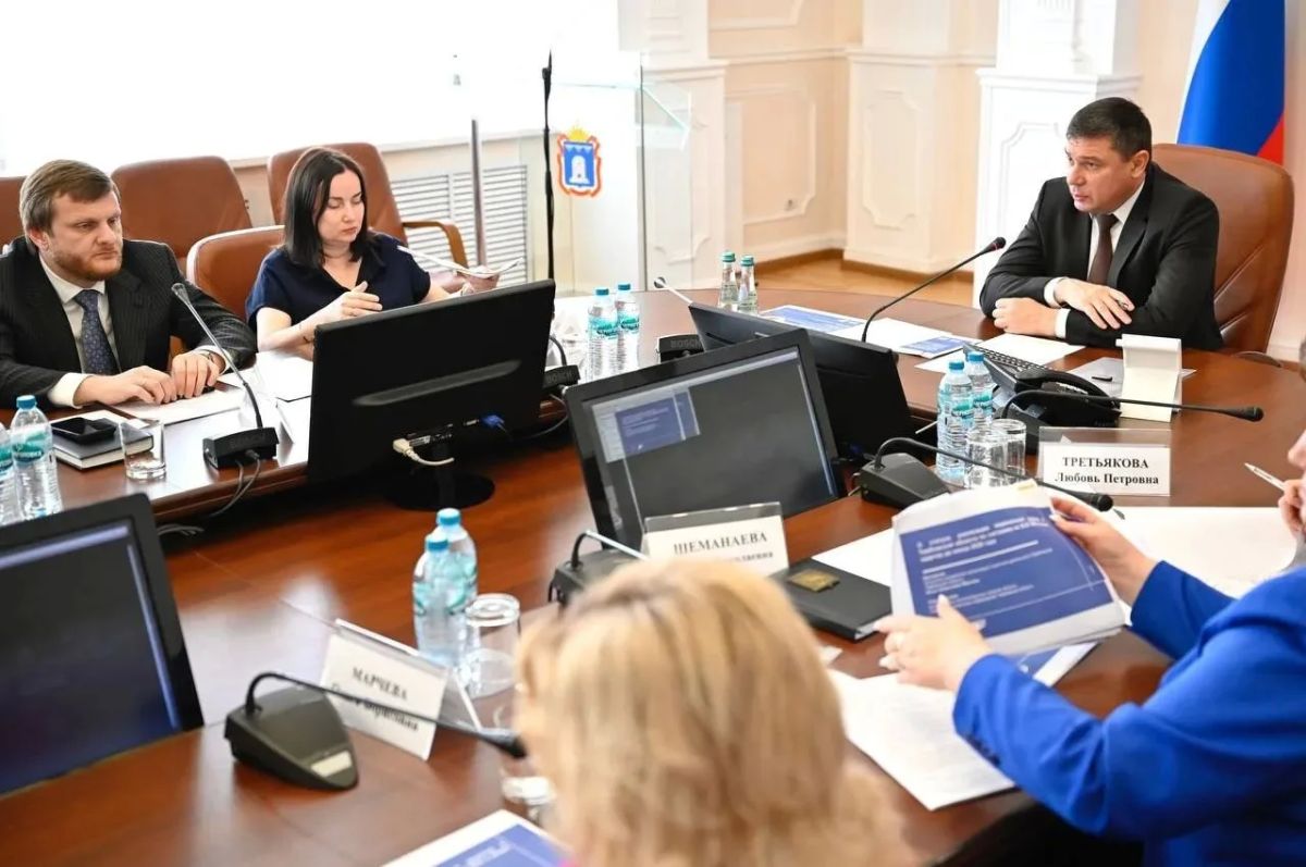 Глава Тамбовской области Евгений Первышов заявил о недопустимости массового переноса сроков строительства по нацпроектам