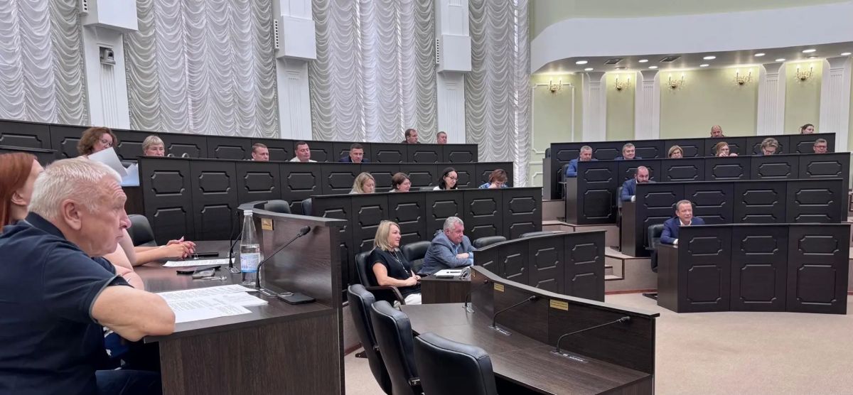 Под председательством Константина Черкасова прошло заседание комитета по промышленности, строительству, транспорту, связи и развитию предпринимательства Под председательством Константина Черкасова прошло заседание комитета по промышленности, строительству, транспорту, связи и развитию предпринимательства