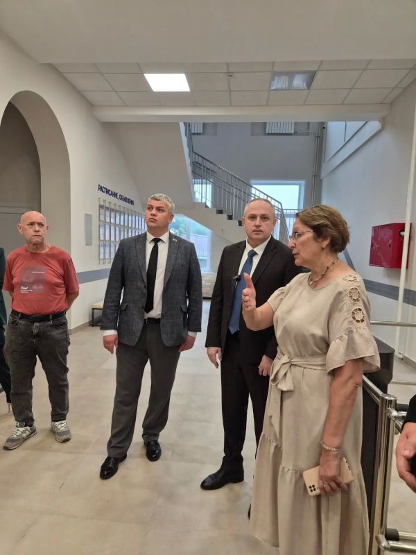 В Тамбове завершается капитальный ремонт лицея № 21 В Тамбове завершается капитальный ремонт лицея № 21