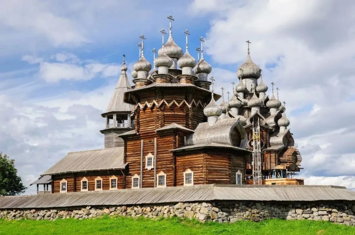 Туристский поезд «В Карелию» отправится в рейс (18+) Туристский поезд «В Карелию» отправится в рейс (18+)