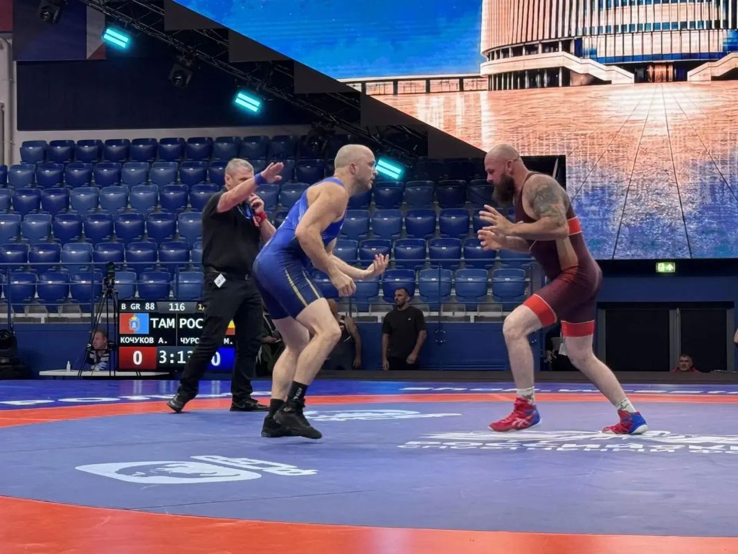 Александр Кочуков завоевал 1 место на чемпионате России по спортивной борьбе среди ветеранов Александр Кочуков завоевал 1 место на чемпионате России по спортивной борьбе среди ветеранов