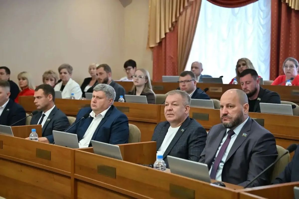 Максим Косенков: Сегодня на заседании Тамбовской городской Думы представил отчёт о результатах работы администрации города за 2025 год Максим Косенков: Сегодня на заседании Тамбовской городской Думы представил отчёт о результатах работы администрации города за 2025 год