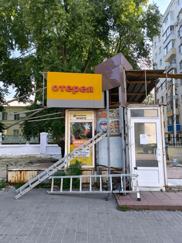 На улице Советской в Тамбове демонтировали самовольно установленный ларёк