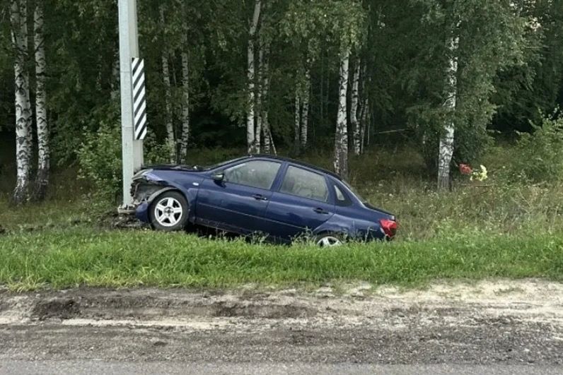 В Умётском округе 23-летний водитель пострадал в ДТП