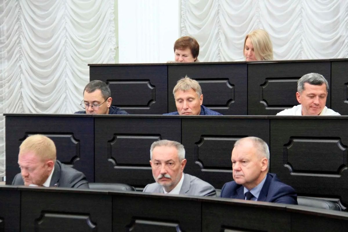 Под председательством Юрия Плужникова прошло заседание Тамбовской областной Думы Под председательством Юрия Плужникова прошло заседание Тамбовской областной Думы