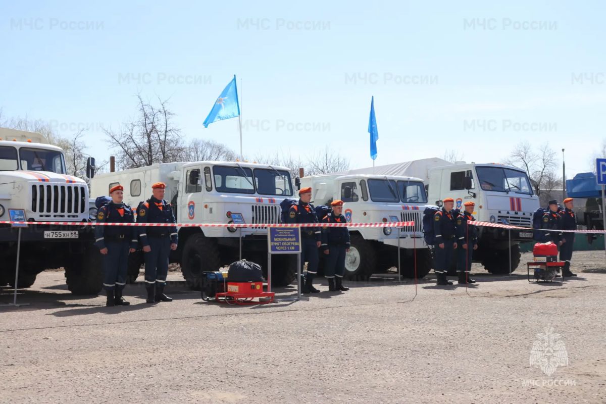 Без тыла нет фронта. День Тыла Российской Федерации установлен Указом Президента РФ № 1393 от 28 июля 2000 года Без тыла нет фронта. День Тыла Российской Федерации установлен Указом Президента РФ № 1393 от 28 июля 2000 года