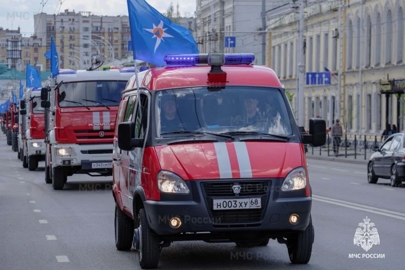 Без тыла нет фронта. День Тыла Российской Федерации установлен Указом Президента РФ № 1393 от 28 июля 2000 года Без тыла нет фронта. День Тыла Российской Федерации установлен Указом Президента РФ № 1393 от 28 июля 2000 года
