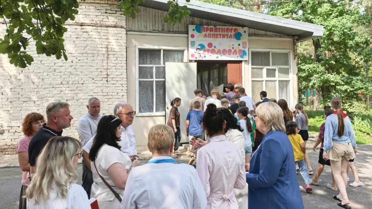 Африканские дети едут на отдых в оздоровительный лагерь в Котовске Африканские дети едут на отдых в оздоровительный лагерь в Котовске
