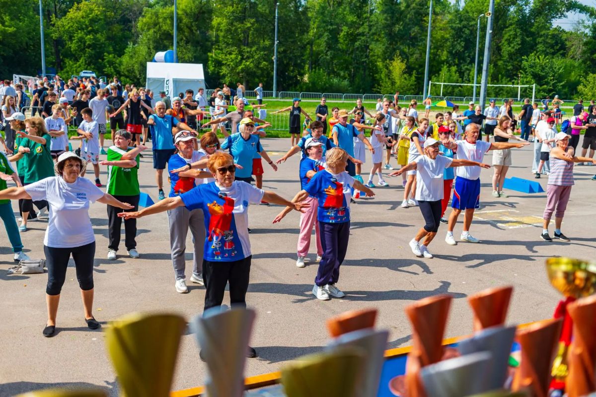 Олимпийский чемпион по греко-римской борьбе Роман Власов на Дне физкультурника в Тамбове Олимпийский чемпион по греко-римской борьбе Роман Власов на Дне физкультурника в Тамбове