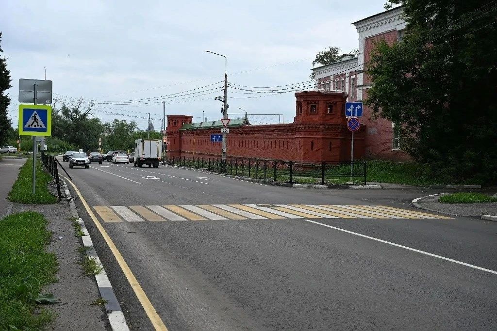 В Тамбове завершается ремонт дороги по улице Б. Васильева, который ведут по нацпроекту «Инфраструктура для жизни»