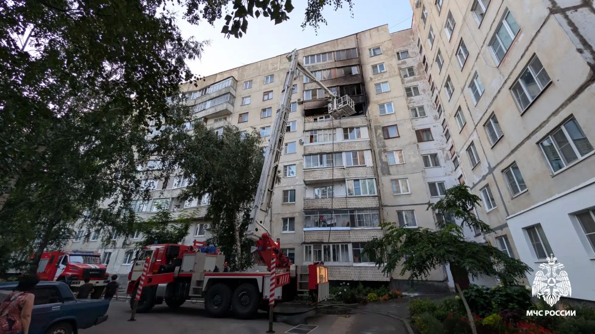 14 человек спасены на пожаре в городе Тамбове 14 человек спасены на пожаре в городе Тамбове