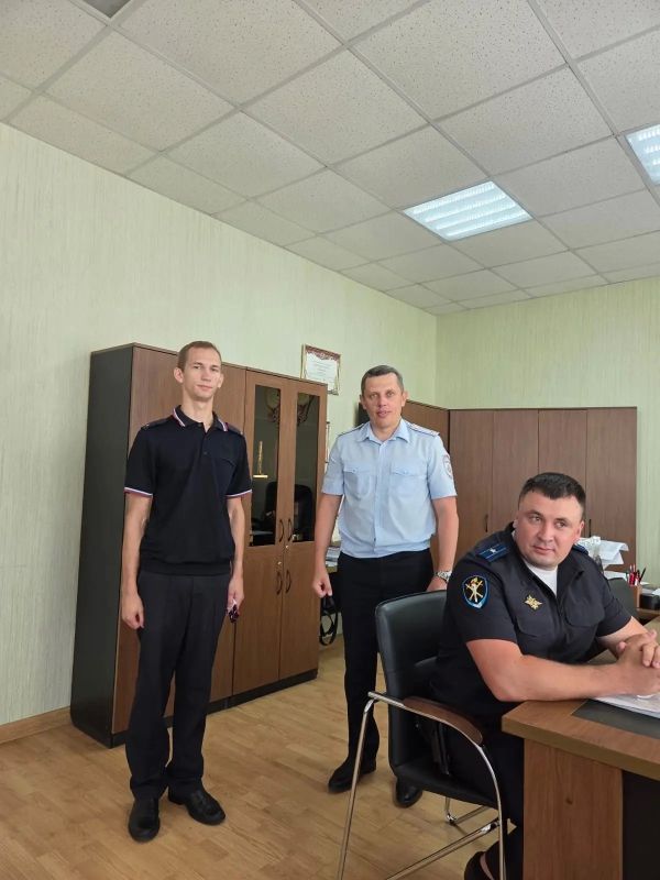 Служить закону: в МОМВД России «Мичуринский» сотрудникам полиции присвоили очередные специальные звания Служить закону: в МОМВД России «Мичуринский» сотрудникам полиции присвоили очередные специальные звания