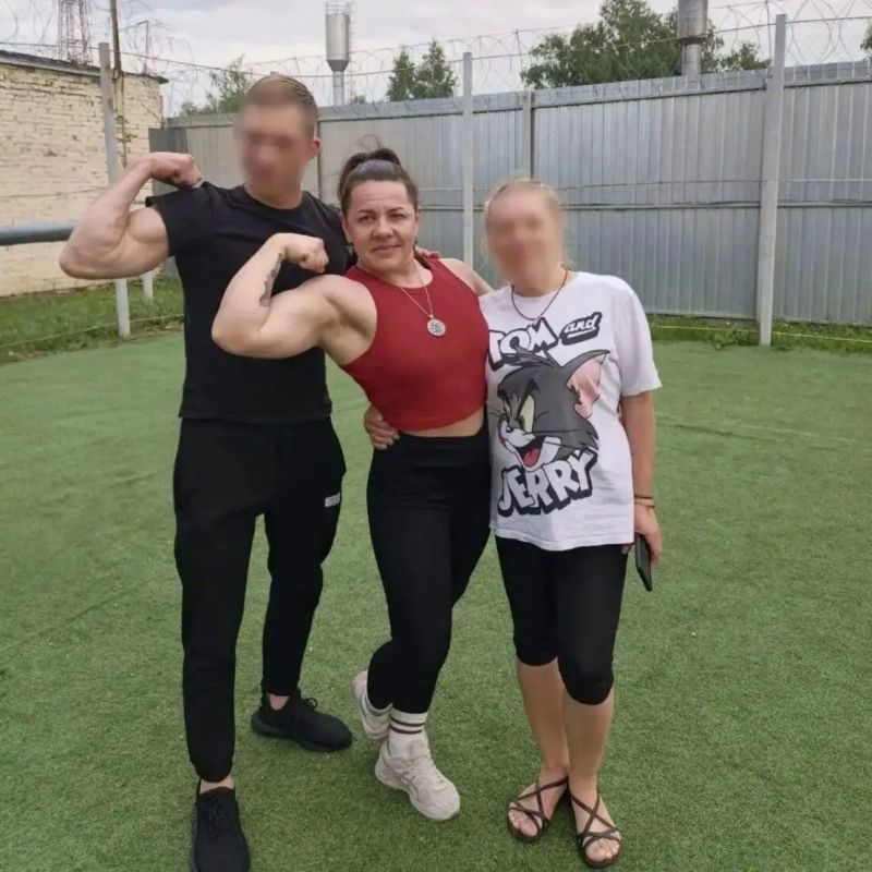 В Тамбове мастер спорта Анна Чурсина провела тренировку для осуждённых