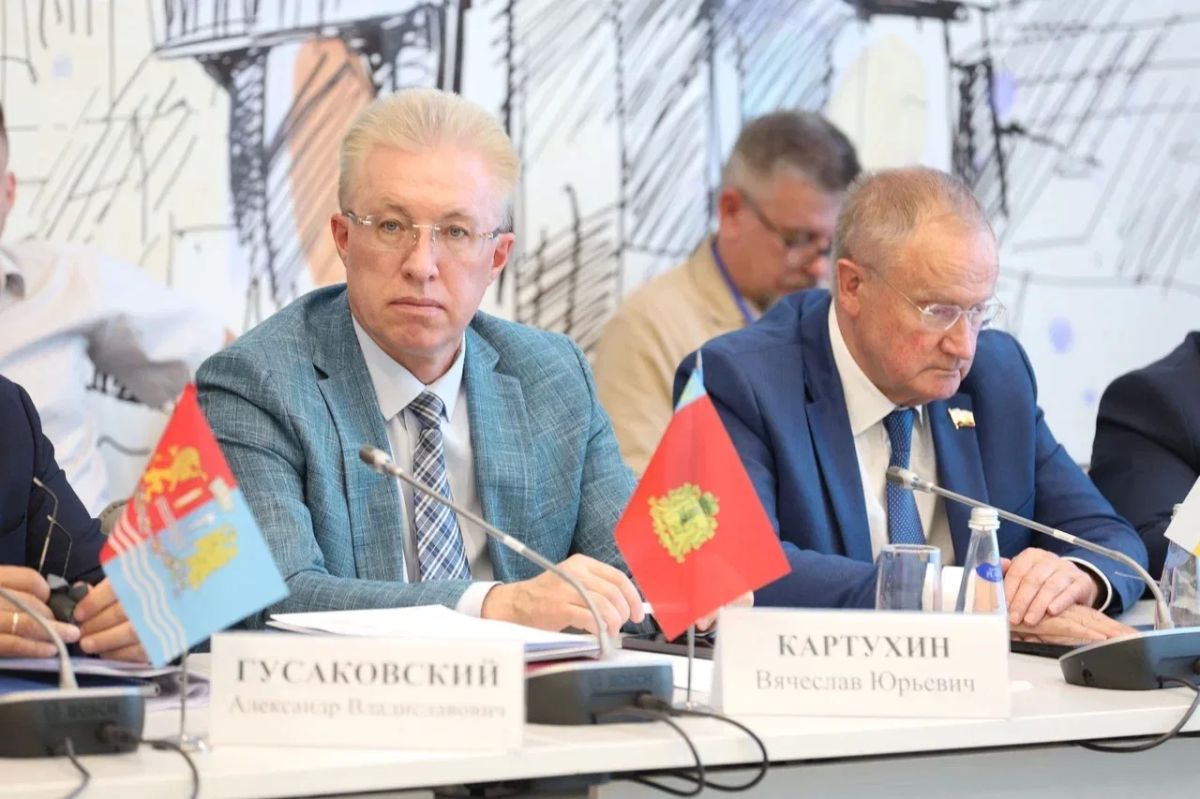Совет законодателей Центрального Федерального округа состоялся сегодня в Ельце Совет законодателей Центрального Федерального округа состоялся сегодня в Ельце